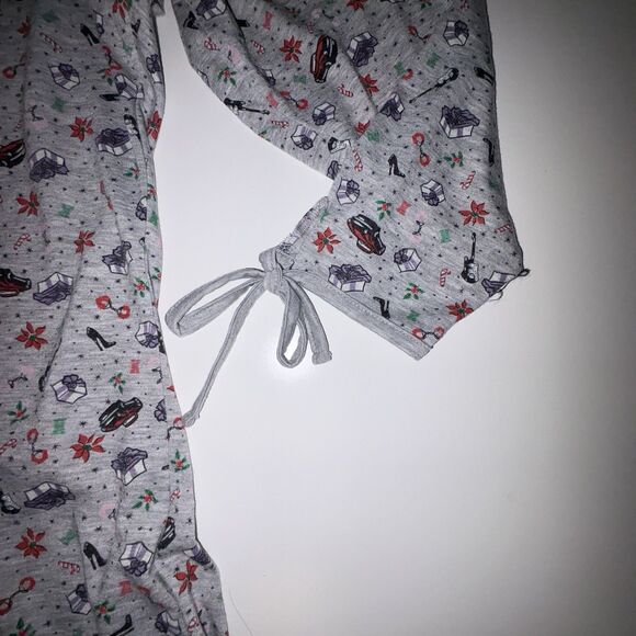 Savage X Fenty Tis The Savage Christmas Pajama Size 1X One Piece Open Back Flap - Picture 5 of 11